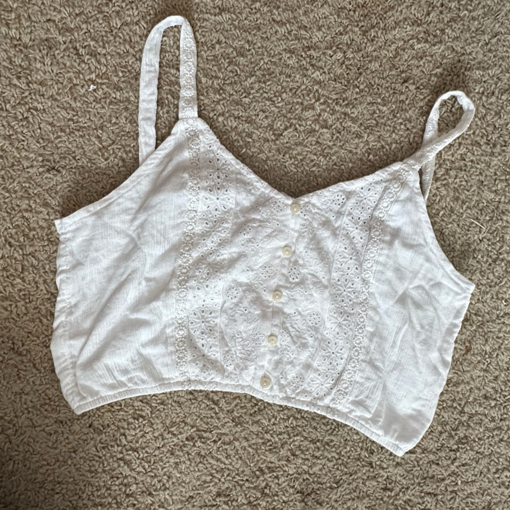 American Eagle Outfitters White Lace cropped tank
